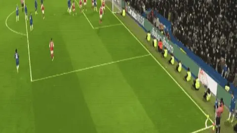 拉菲尼亚头球破门，巴塞罗那1-0险胜瓦伦西亚，托雷斯失点球阿劳霍染红