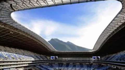 深圳马可波罗队迎战浙江稠州金租队，巅峰之战一触即发！